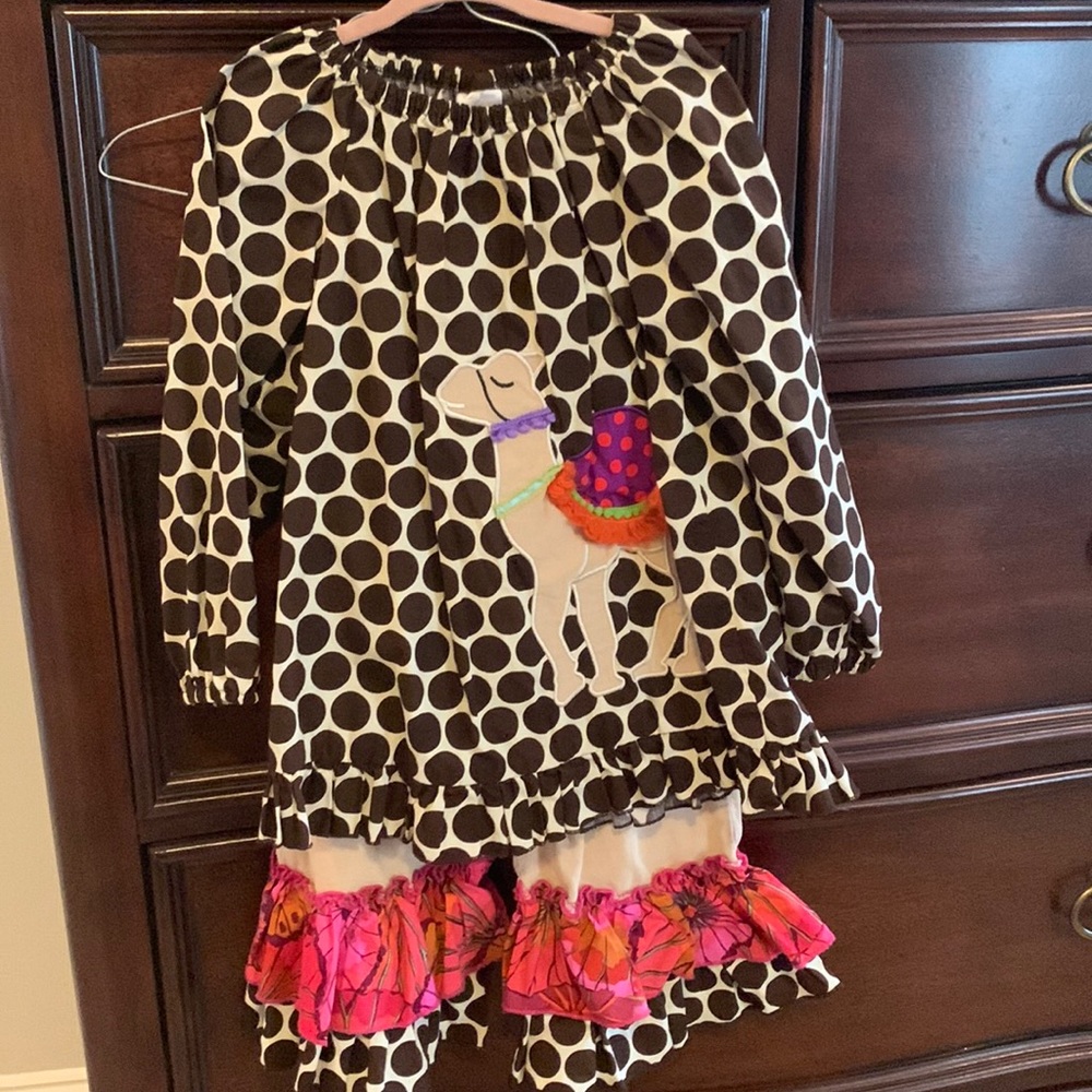 La Jenns size 4 set 🐪